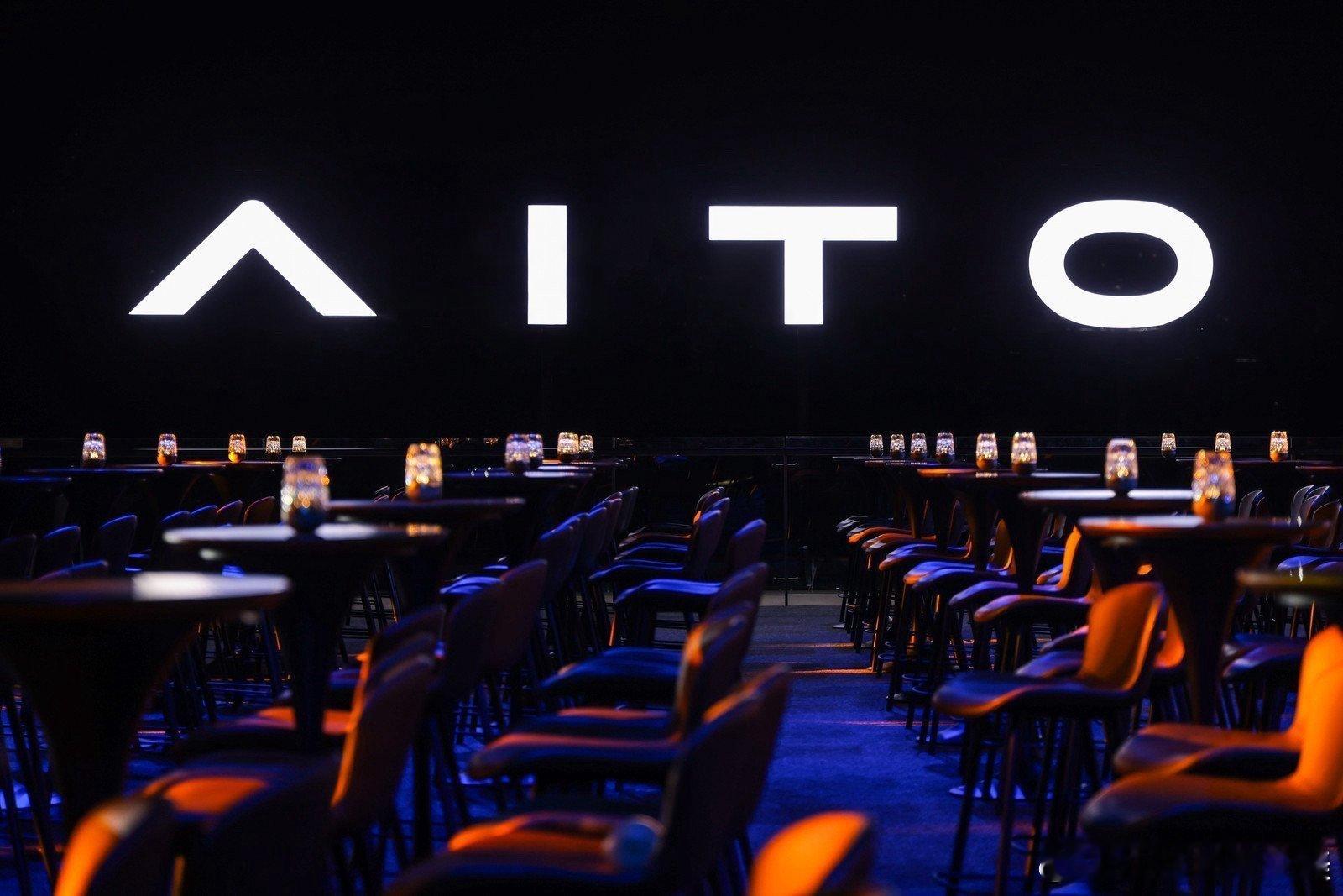 张兴海称问界是华为坚定合作伙伴余承东称将坚持与赛力斯长期合作这次两人同台发声，把