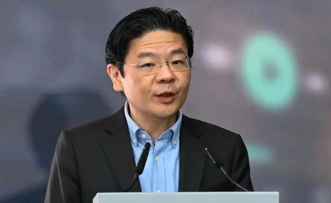 新加坡这次是真的急了。怎么个急法？一是直接撒钱，二是死保母语。在2026年8月2