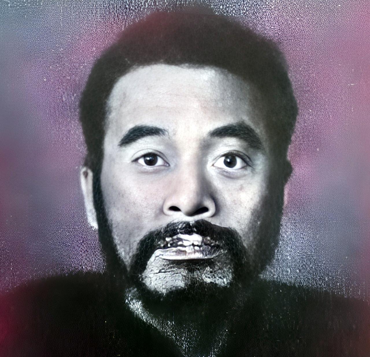 这名面目狰狞，看起来要吃人的男子曾在劳改中企图组织叛乱。此人正是抗战时日军宪兵中