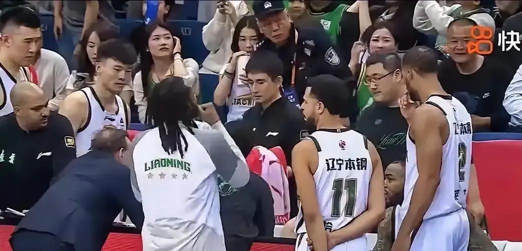 其实辽宁男篮最好的名次，应该是第11，对第六，然后对第三，这是能进四强，最好的机