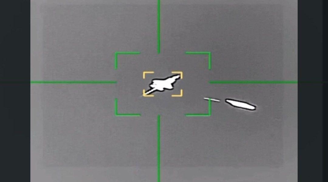 伊朗用国产防空导弹击中F-35A！很多人以为这是运气使然，毕竟伊朗既没有预警机，