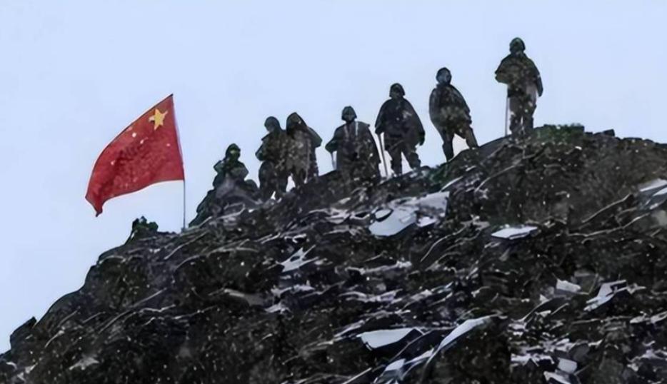 在加勒万河谷夜战，大部队来到战场一看，印军士兵已经退到河对岸了，打架没赶上，是最