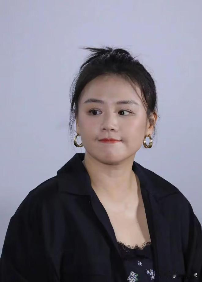 2014年，马思纯去试镜《左耳》，苏有朋觉得她太胖了，就拒绝了，蒋雯丽找到苏有朋