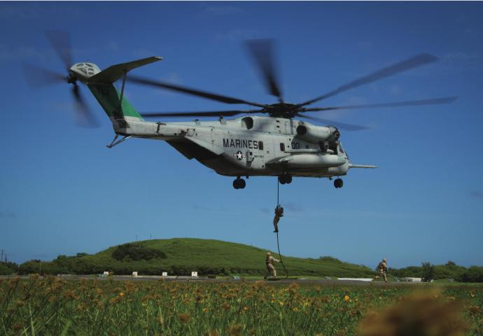 每天认识一件兵器CH-53E“超级种马”运输直升机［美］机长：30.2米主旋翼
