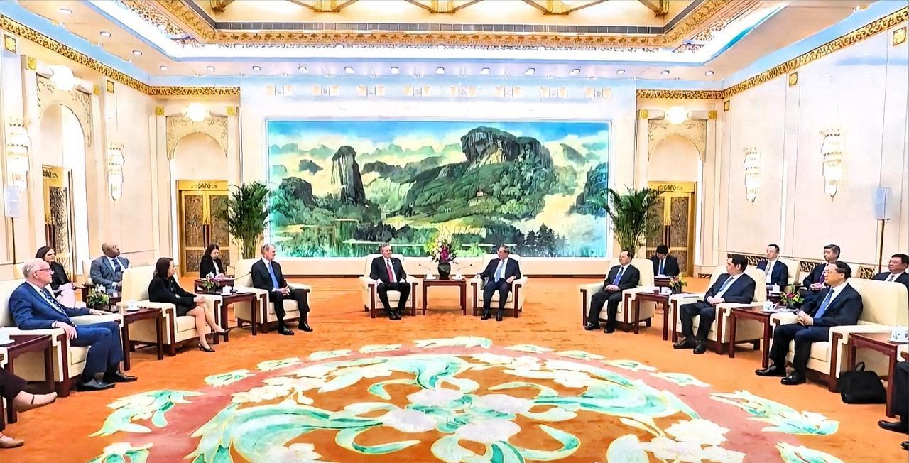 成了，中国和美国谈成了5月7日下午，中国国务院总理李强在北京会见了来华访问的
