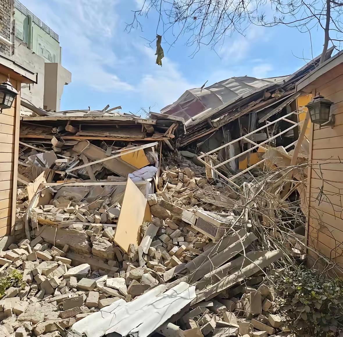 发现了一个不得了的事情：等打完仗，中国的建筑公司真的要忙到飞起了。俄罗斯要重建，