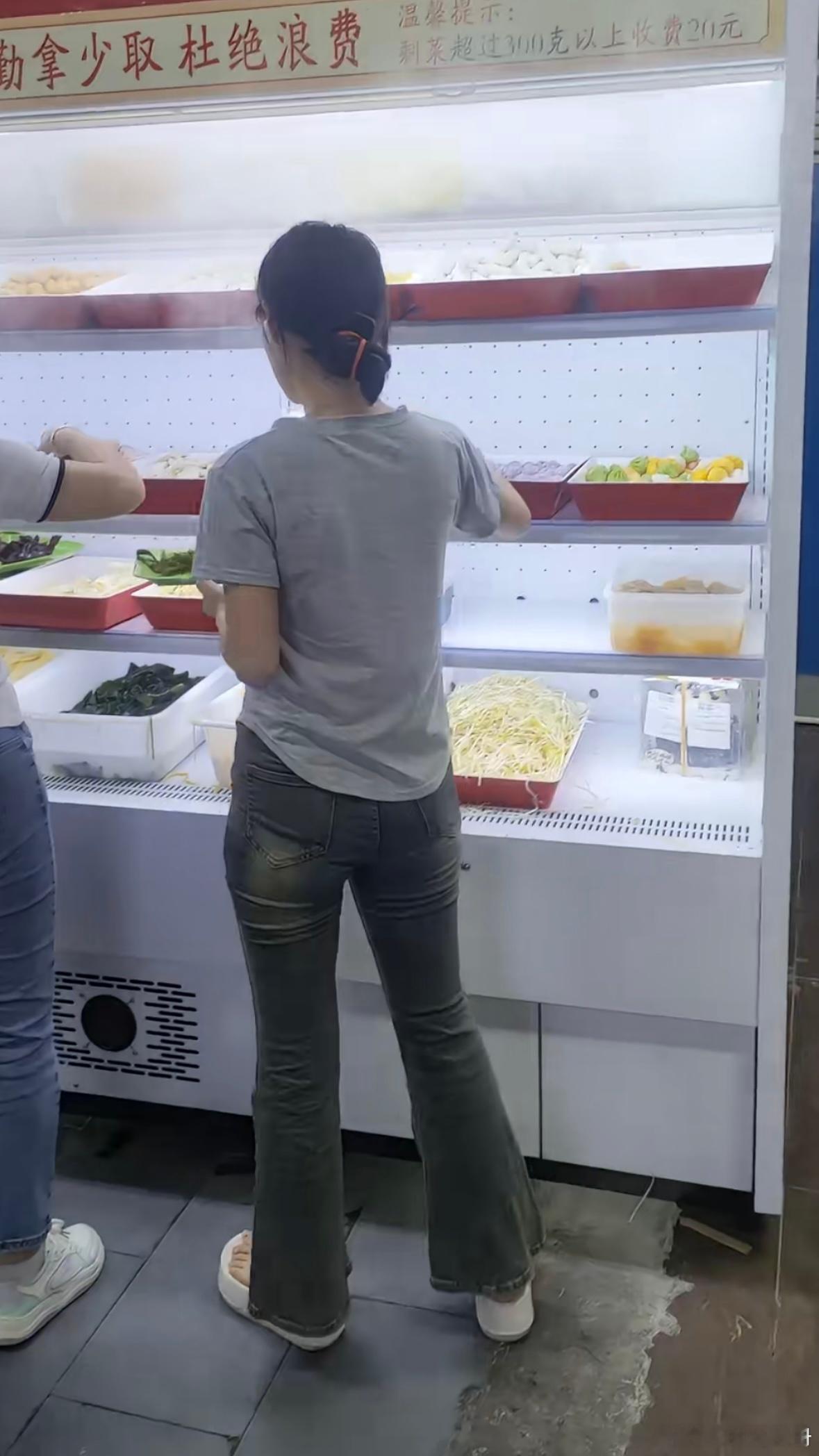 老铁投稿牛仔裤穿搭​​​