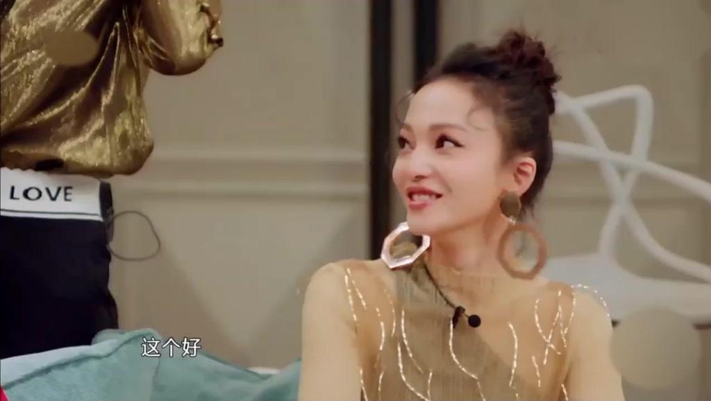 腾格尔翻唱张韶涵歌曲《隐形的翅膀》这感觉像