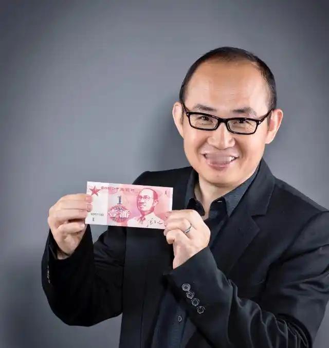 [吃瓜]潘石屹？好古早的“地产网红”，突然又有动态了[思考]去了美国多年，突