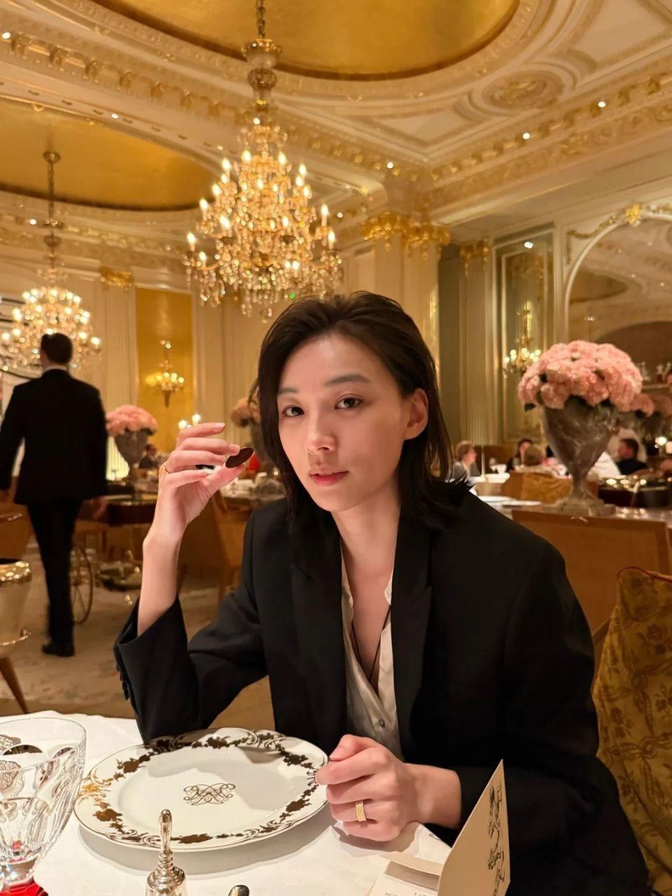 生活手记记住了，你也是光亮的本身，你的存在本来就是一道光​​​