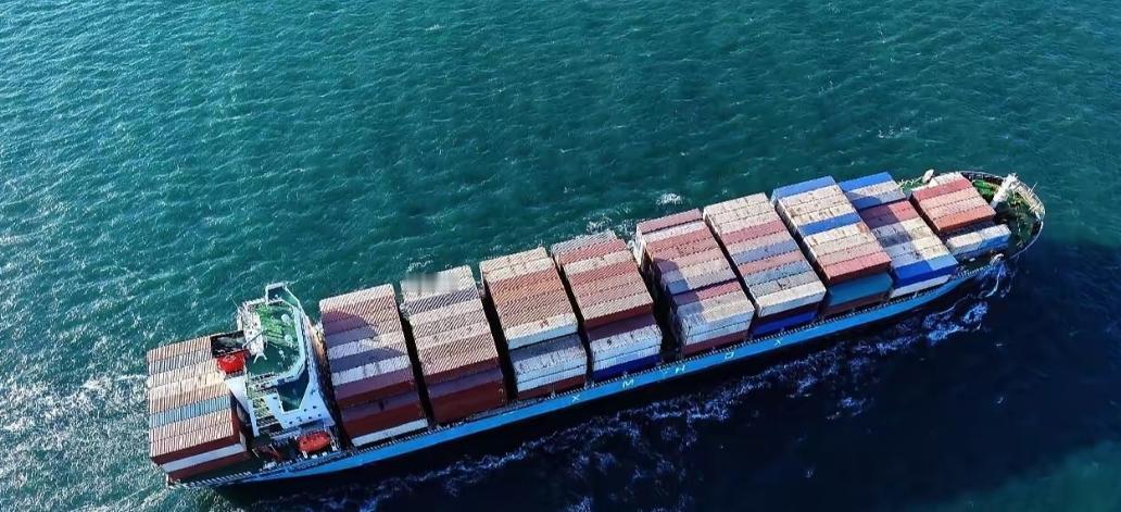 美国和日本现在看海南，比看航母还心惊肉跳！为什么？因为航母只能防御领土，而海南封