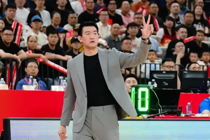 王博: 上海有深厚的阵容深度, 我们还是做好自己去拼第一场