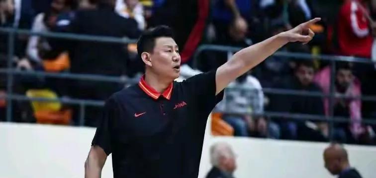 中国男篮要组建二队？中国男篮集训开始了，网上传出说要组建二队，教练