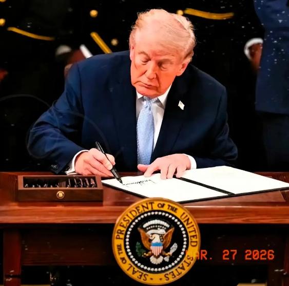 老特这次真是要千古留名了，美国百余年的规矩被他亲手打破了。3月26日，美国财政部