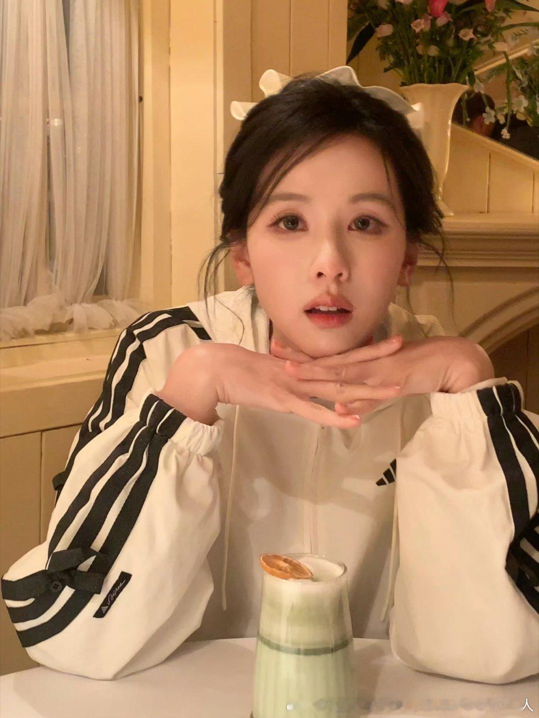 嘟要是眼睛真长精修这样就好了