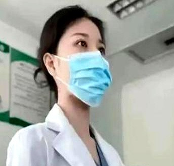 最近发现个事，挺有意思。女护士、女教师、女公务员，还有女医生、银行女职员，条件都