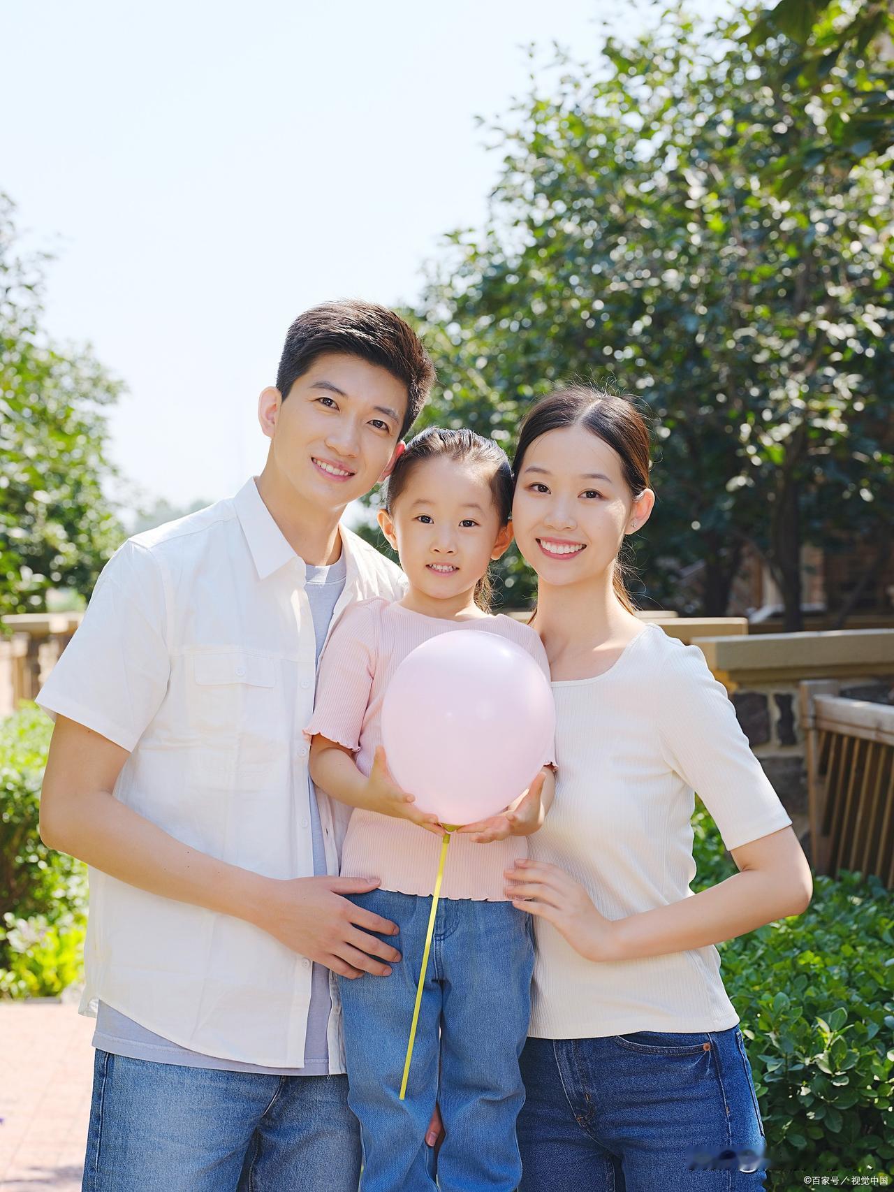 奉劝大家一句："千万不要和任何人，说自己的孩子。"好的别说，坏的也别讲。