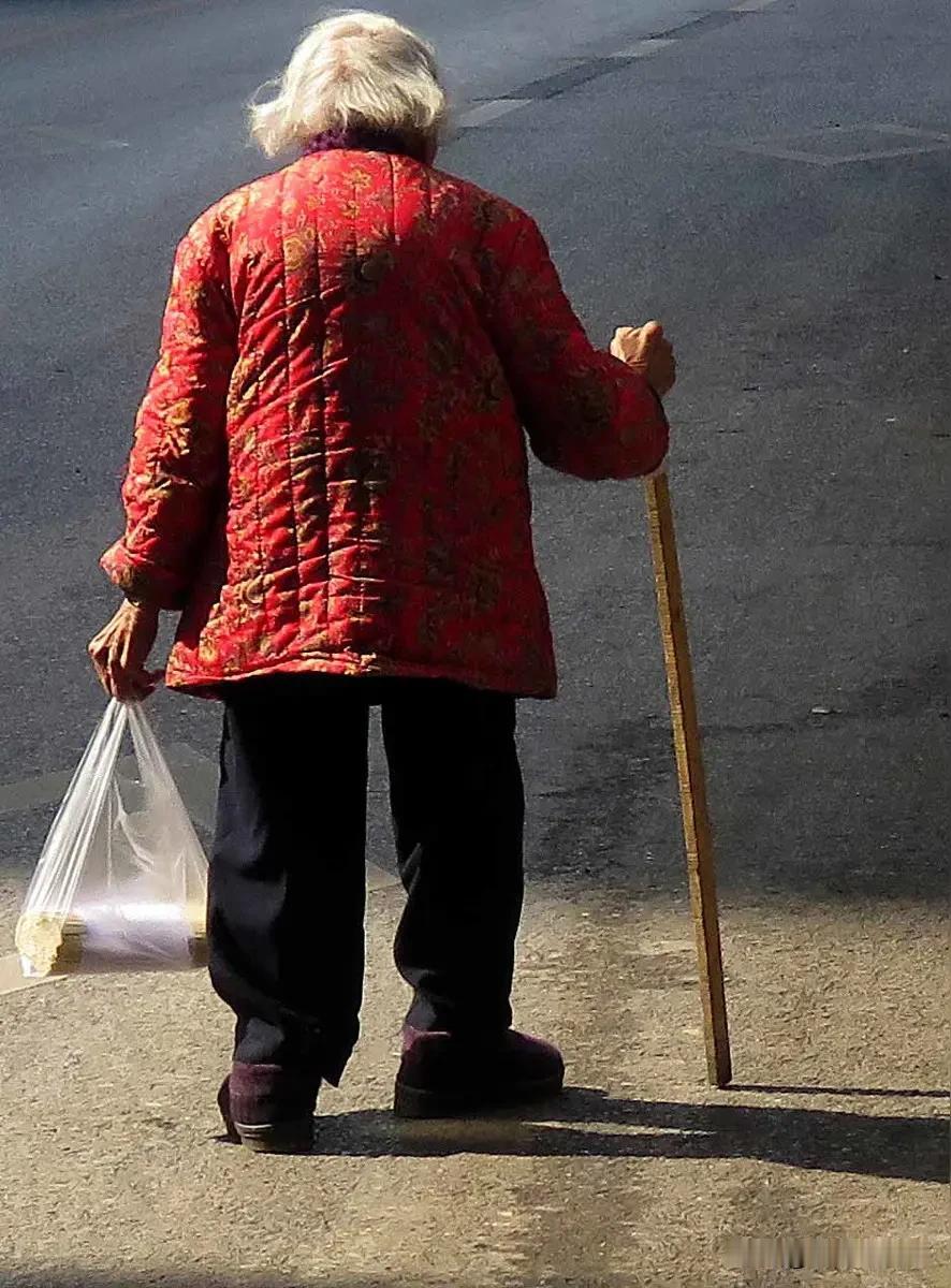  孝顺不用多有钱，牢记这5件事，就是对妈妈最好的报答有些心里话不必逢人就