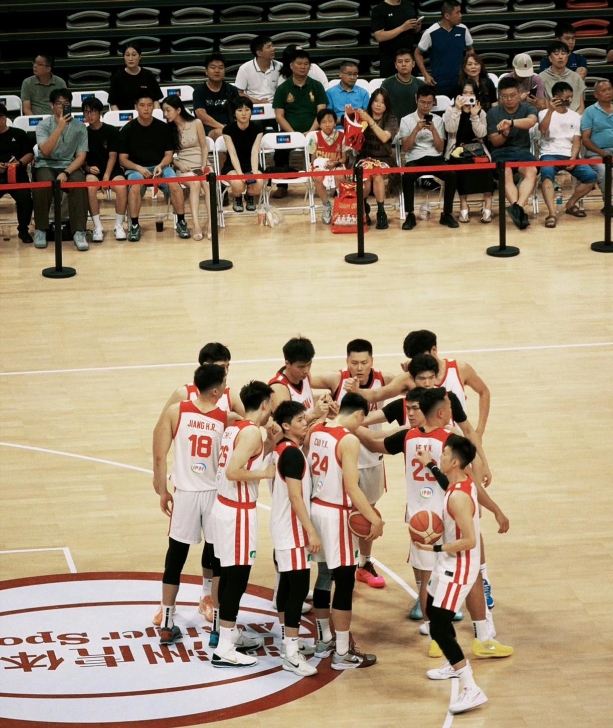 今晚19:30分喀麦隆男篮开局就会拿出强度，不可能再像首场比赛那样松懈了毕竟