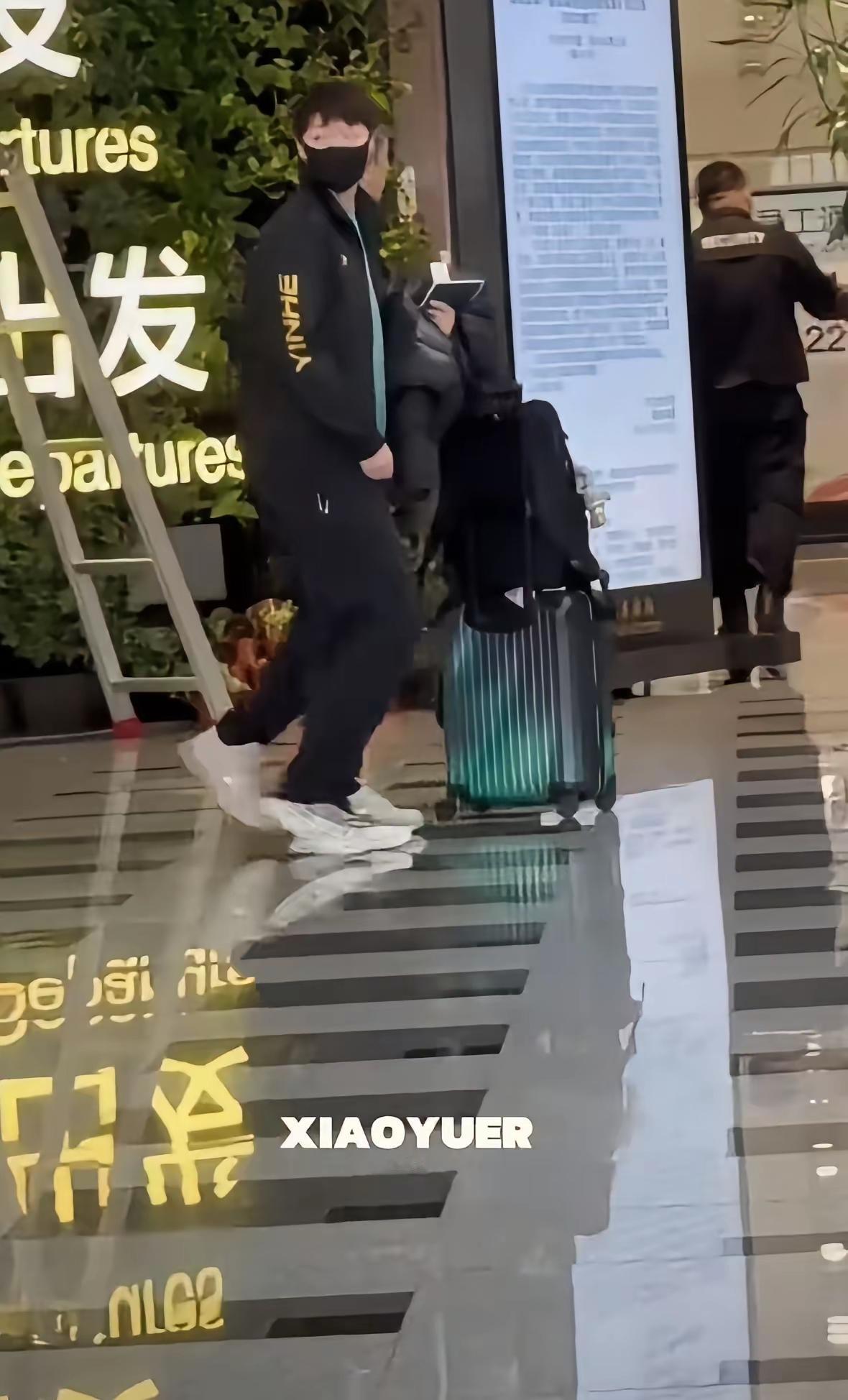 11月4日新鲜的曼昱出发澳门了！自从参加完印度亚锦赛回国后，鲜少看到备战全运会