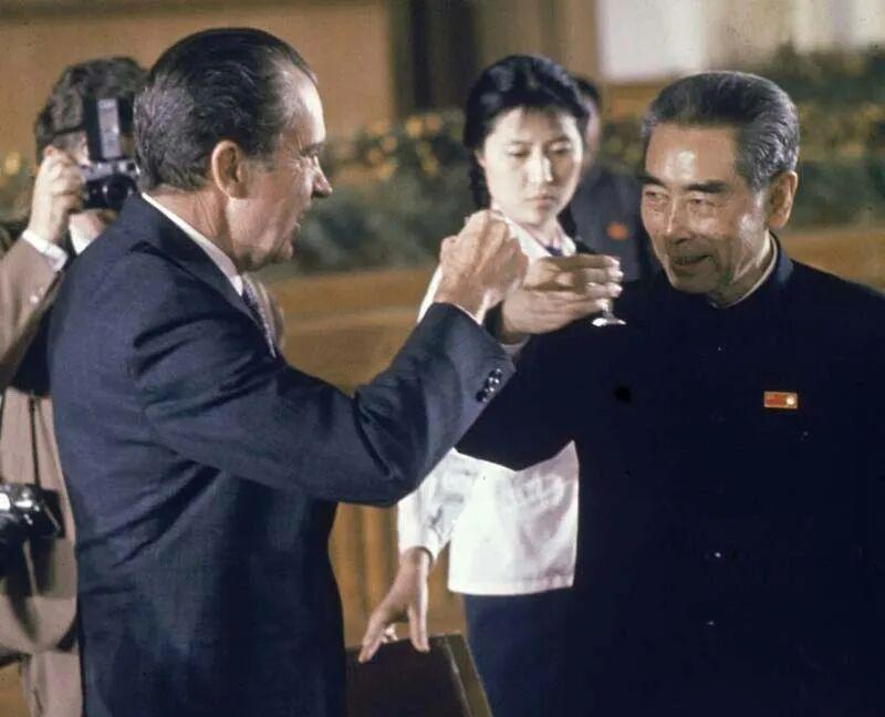 尼克松这辈子估计也没想到，自己堂堂美国总统，差点因为几瓶中国白酒，把白宫给点了！