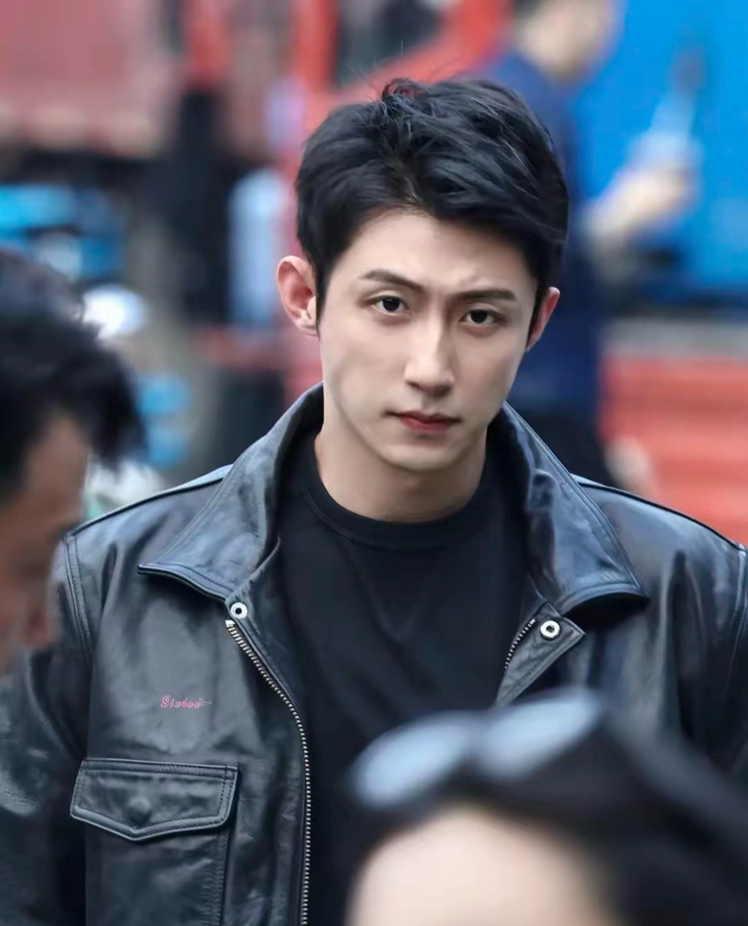 大家都不要羡慕黄景瑜了普通人成为不了他不是因为他长得帅，也不是因为他身体好，而是