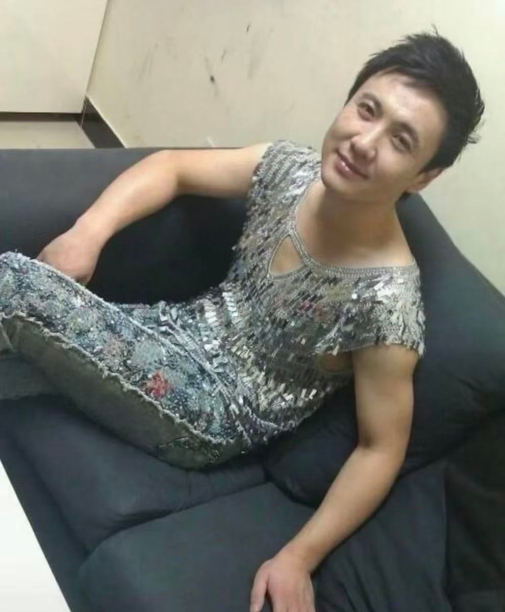 谁把沈腾qq空间盗了仇人看到沈腾老师这些照片流出都释怀了