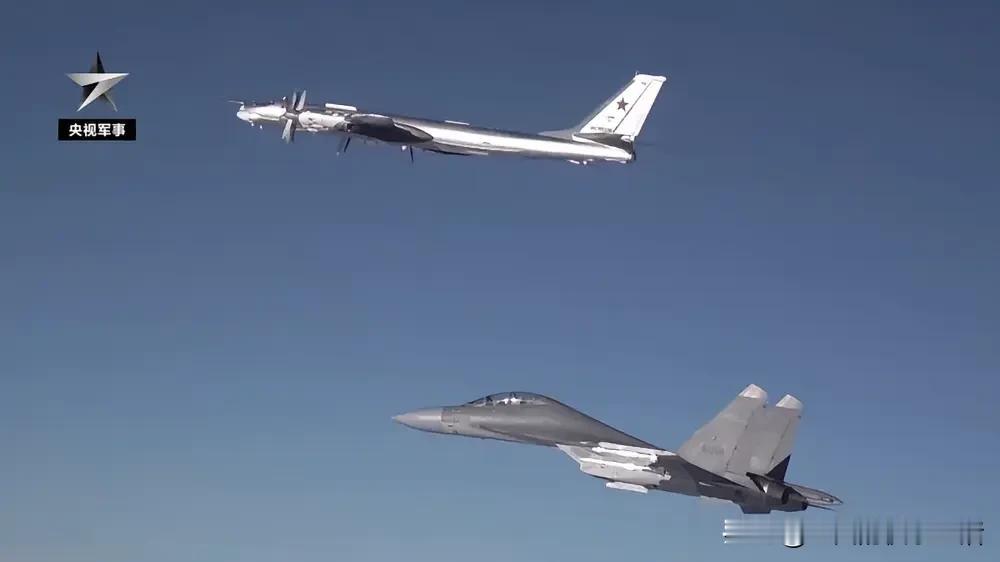 《“大家发现没”日本F-15被歼-15锁定了31分钟！日本飞行员回基地后，怕是要