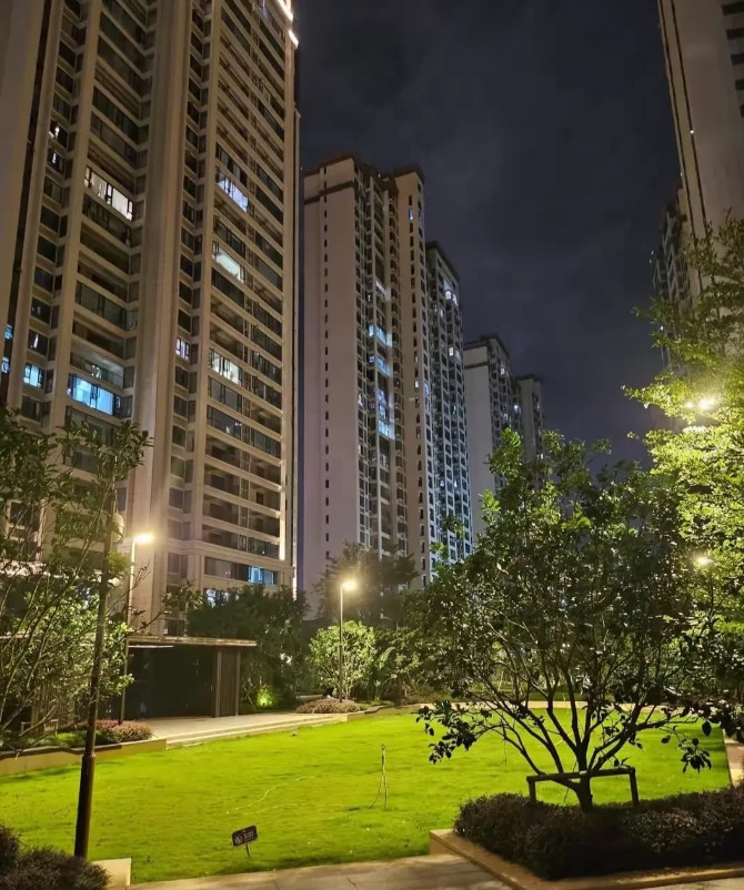 福建厦门，姐姐见弟弟一直租房，便把自己名下的房子无偿给弟弟居住。弟弟拿到钥匙后，