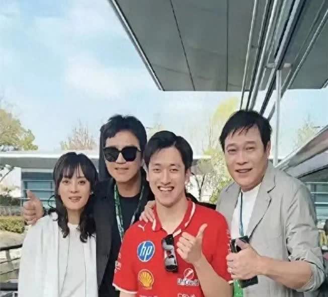 孙俪真会生，13岁的儿子又瘦又高又帅气，脸型和五官神似妈妈