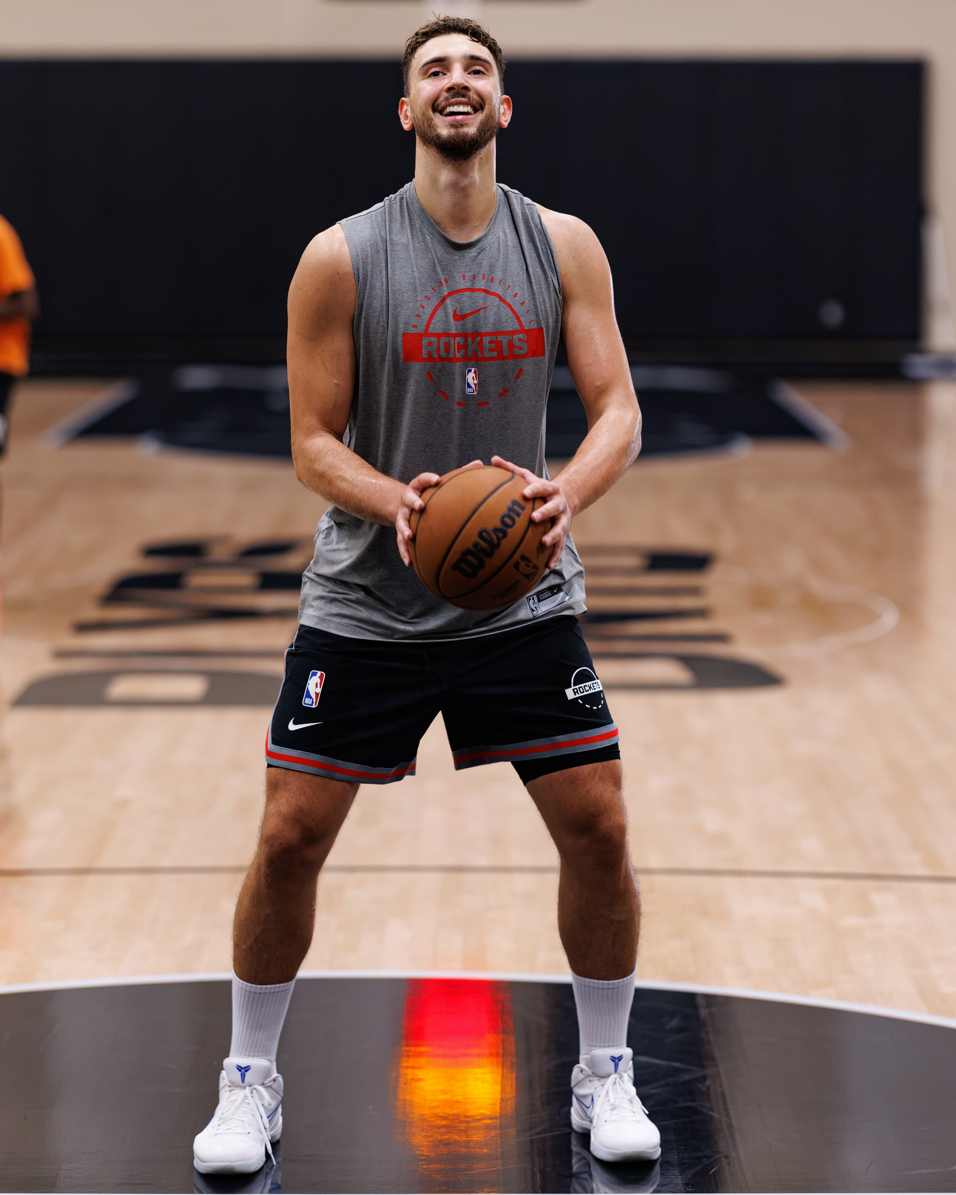 「洛杉矶训练赛」杜兰特、申京、伊森。等一个训练赛视频。#杜兰特##NBA休赛期#​