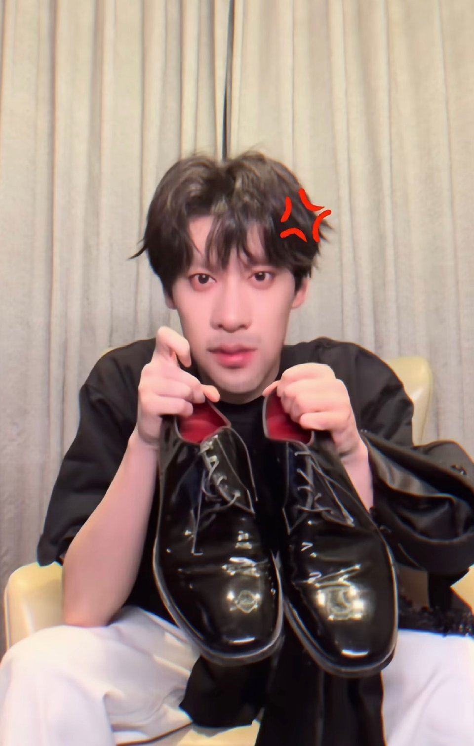 田栩宁红底鞋哈哈哈哈哈哈🤣招笑​​​