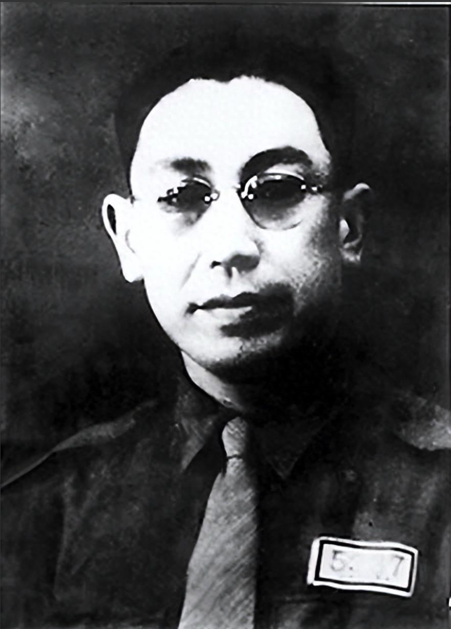 1997年，郭汝瑰车祸去世。几天后追悼会，儿子郭相操收到台湾来的信。拆开一看，里