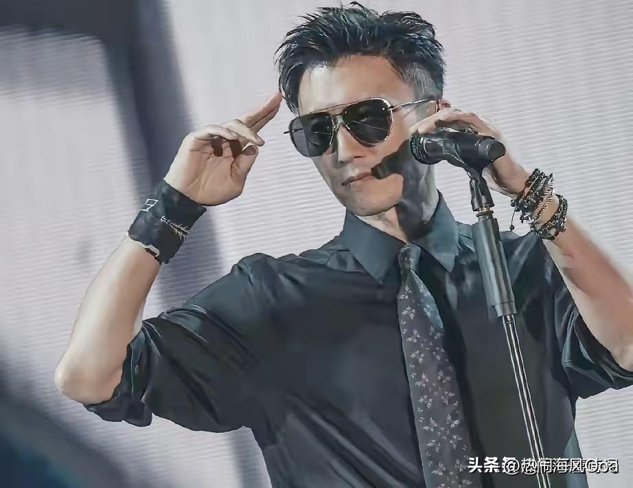 是谁？自小就拼命的去炒，去捧？他今生能娶到张柏芝，真是三生有幸，可他却不珍惜！