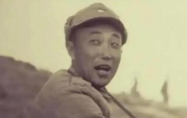 1953年，李弥回台述职落入蒋介石计谋，当场被软禁。于是他立刻给师长李国辉写了一