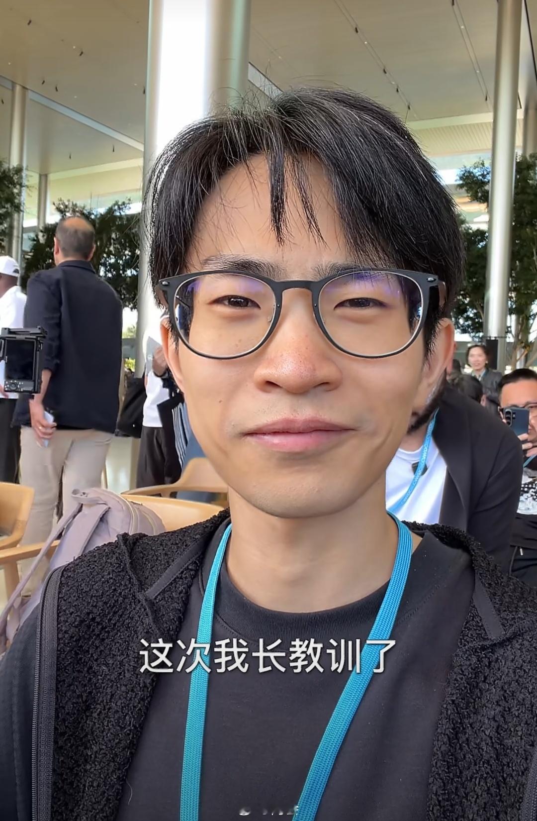 自媒体还是太磨人了作为数码区的顶流，何同学都长这么多白头发了