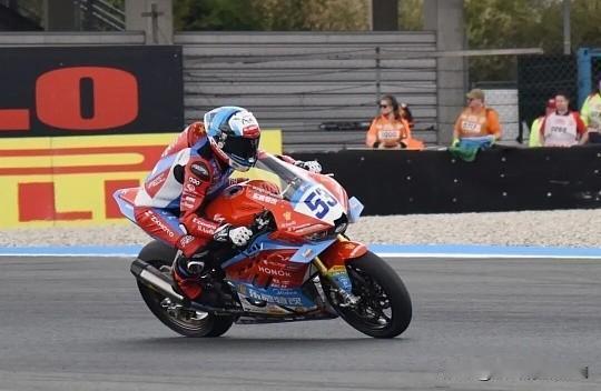 张雪车队53号冠军车手这次冲击荷兰站冠军不行啊，荷兰站确实是一场硬仗。第一次第四