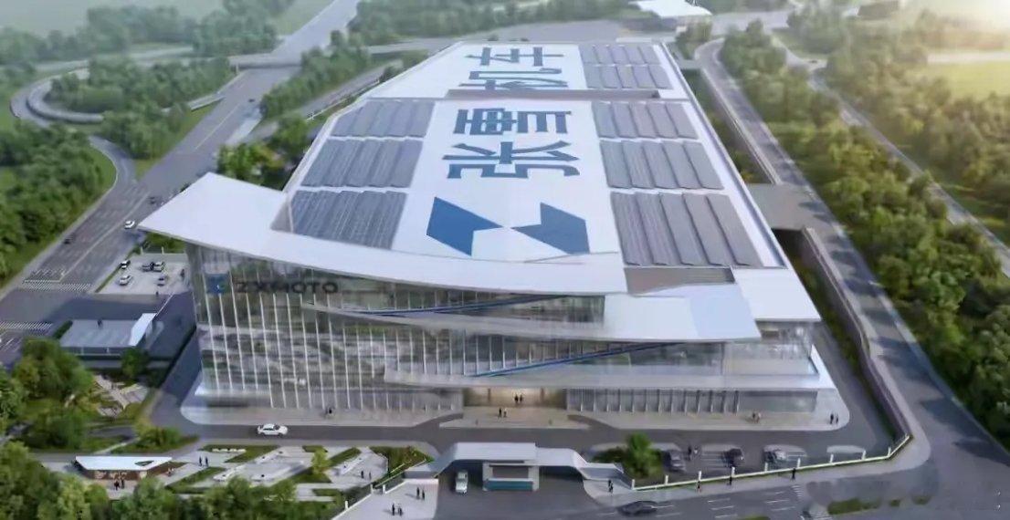 张雪机车要在重庆建新厂了，年产50万辆，7月8号刚签的约。这事儿其实不意外——今