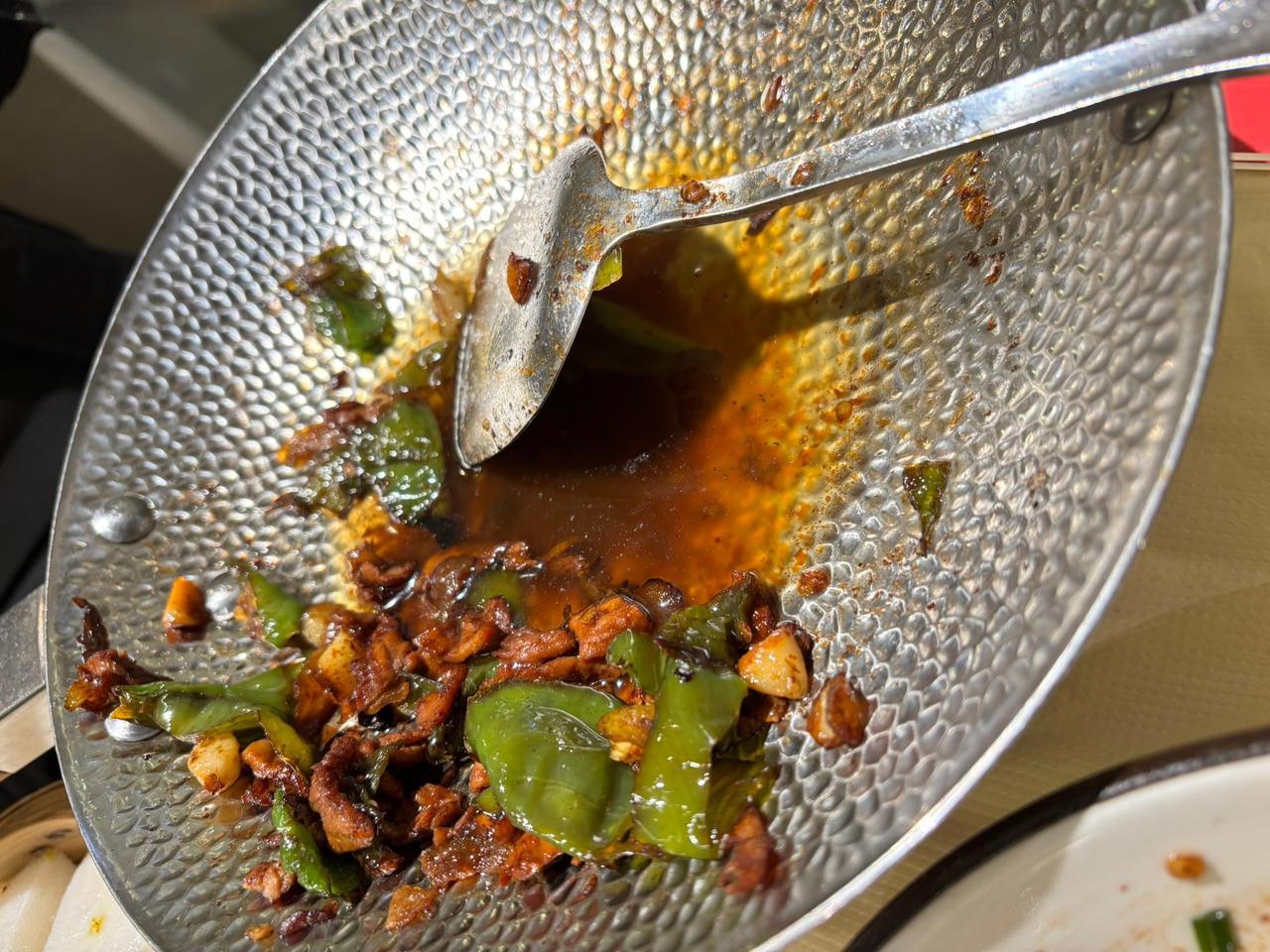 家长给孩子报班，是不是教学与考试的不统一造成的？学校不分级教学，老师就只能讲