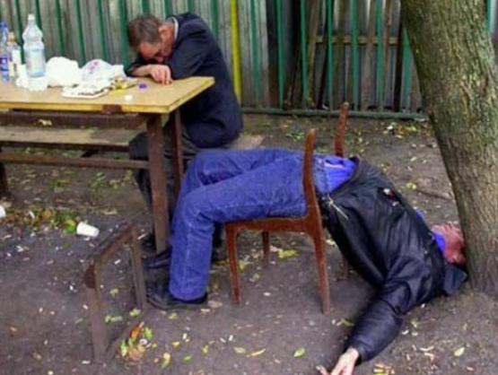 图文：俄军士兵：俄军正在直接从戒酒中心招募酗酒者并将他们派往前线送死据一名现