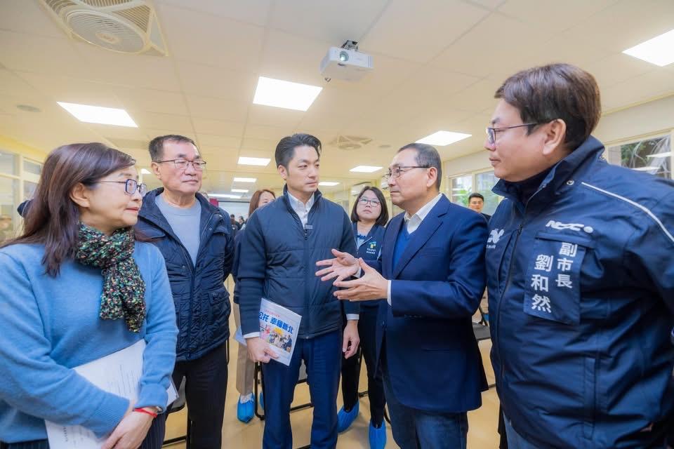 新北市侯友宜今（9日）称，蒋万安市长今天率领团队到新北考察公共托育，他其实很开心
