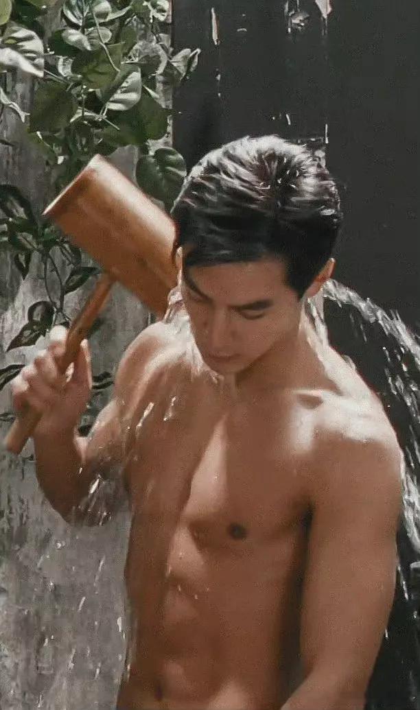 年轻时候的吴彦祖