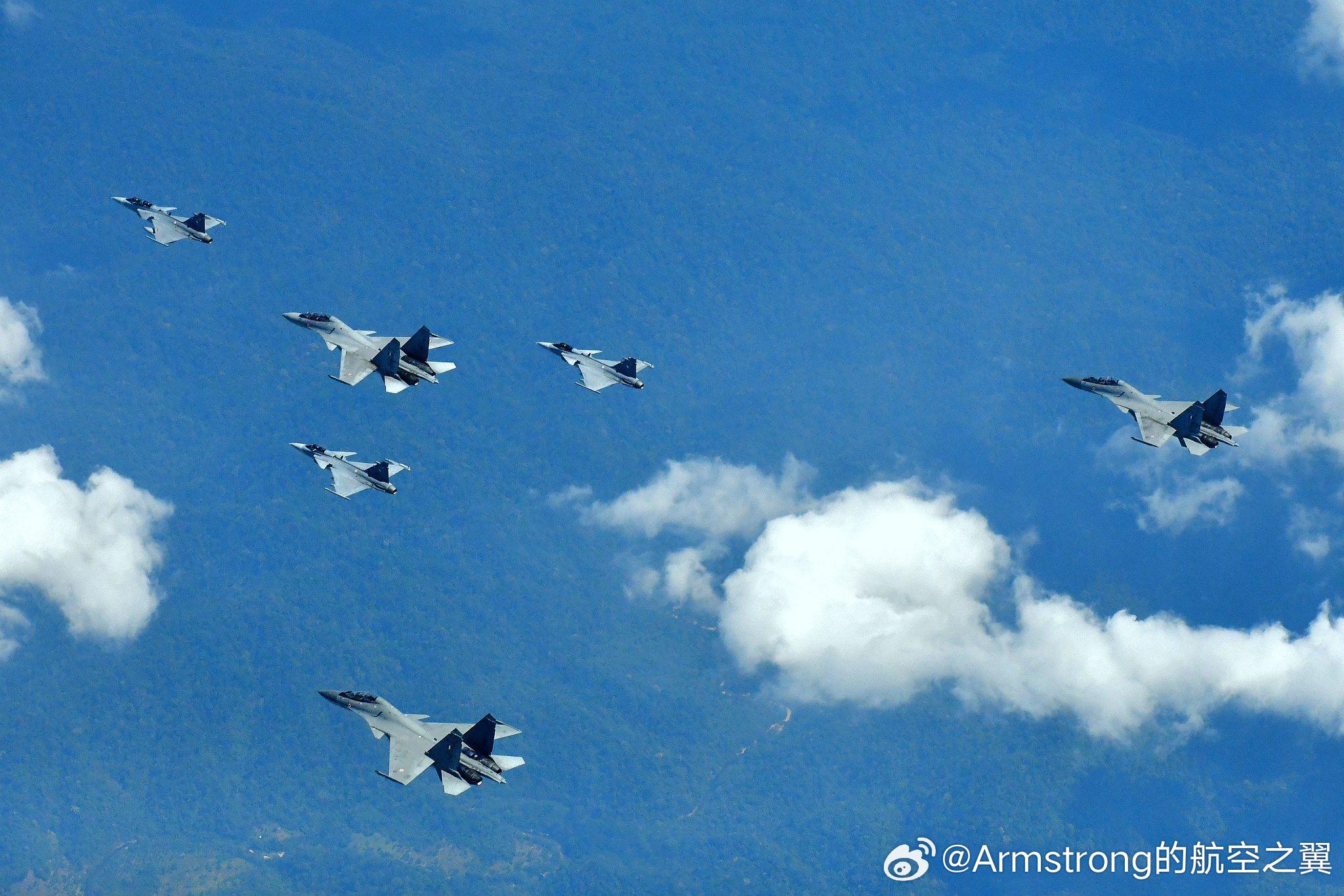 苏-30MKI和JAS-39尺寸对比