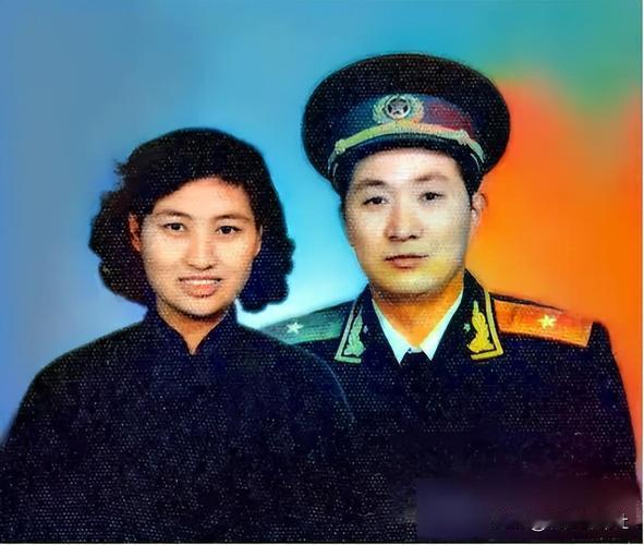 将军十一处弹痕，七女扛起家国魂，嫁妆是勋章开国少将生了七朵金花，没一个儿子