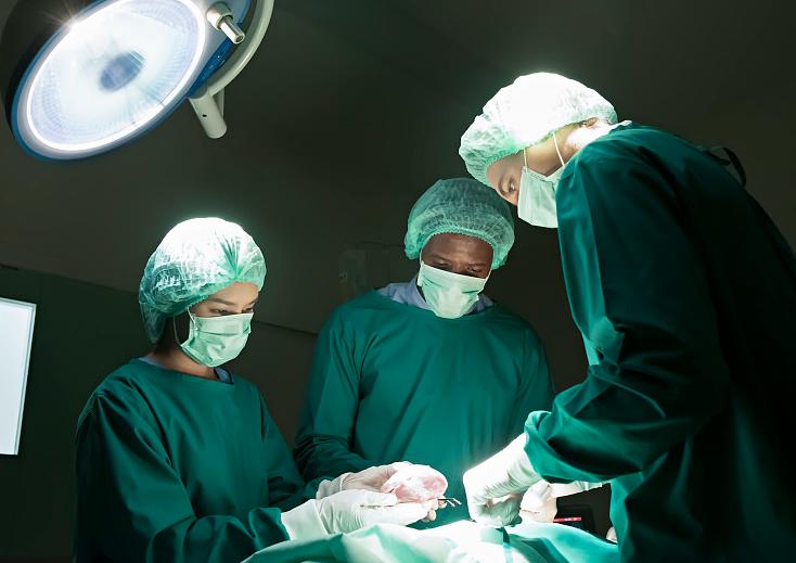 细思极恐！哈佛医学院团队惊人发现：把年轻心脏移进老人身体，它竟会迅速变老；把衰老
