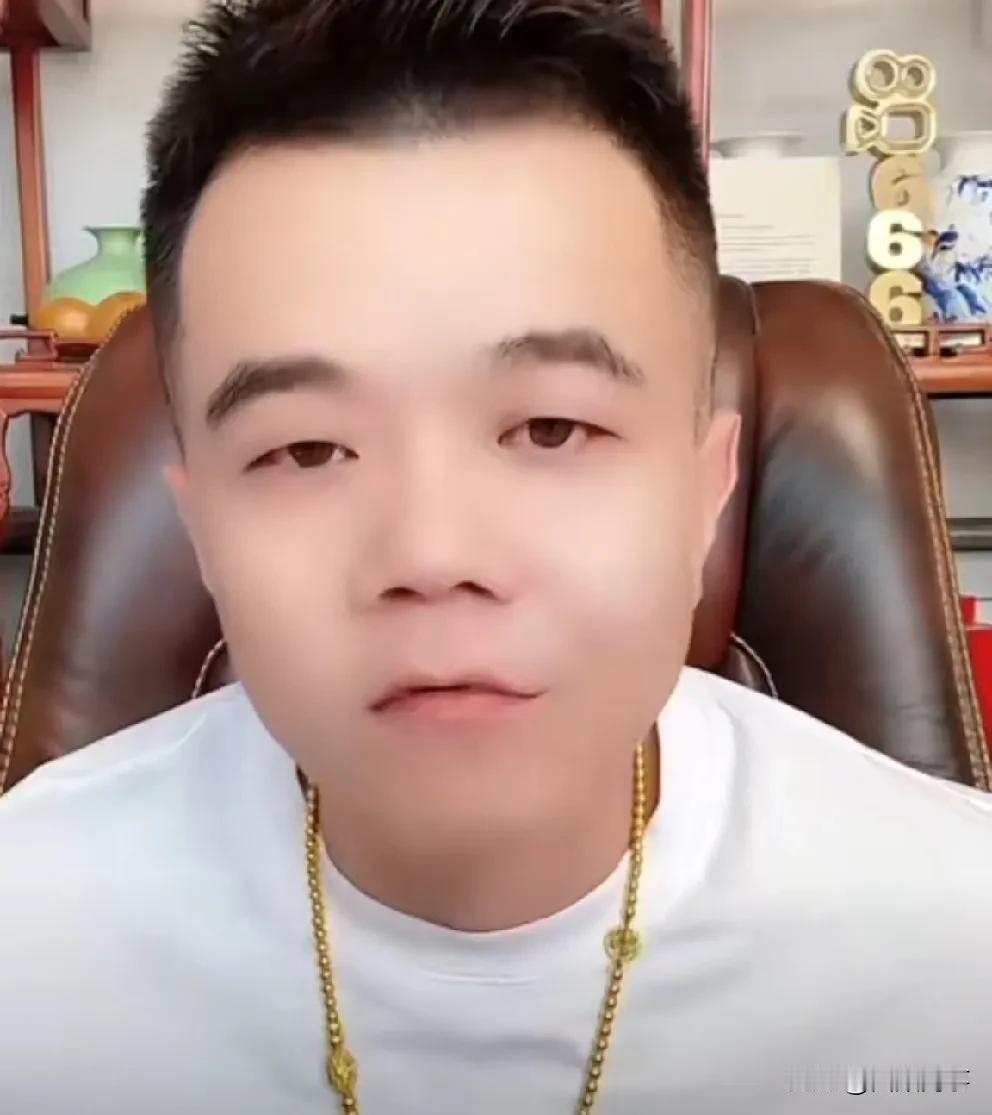 小胖表示辛巴事件最后就是不了了之，还敢卖就说明没多大事！驴家