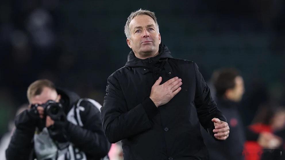 勒沃库森主帅尤尔曼接替滕哈赫上任后9轮22分，刷新海因克斯当年2009-10赛季