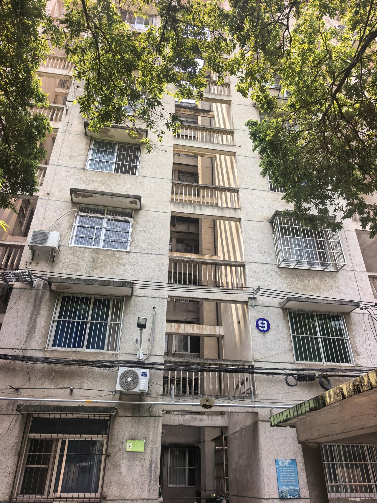 送了三年的外卖，今天送了一个最倒霉的垃圾单，大中午太阳烈日照，系统派了一个3元“