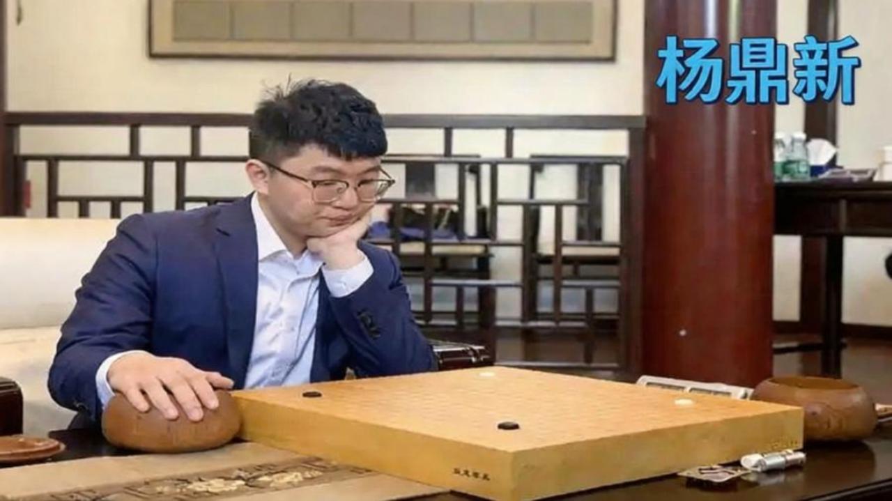 钝刀对快斧，杨鼎新能顶住安成浚吗？安成浚说了：来北京不是旅游，农心杯必须留胜局