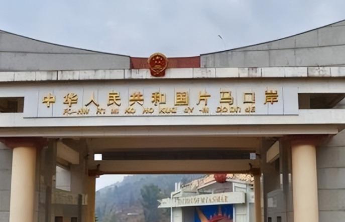 “这一次，中国是真的赚翻了！”我们不费一兵一卒，就夺回了这片被三国轮番占领了五十